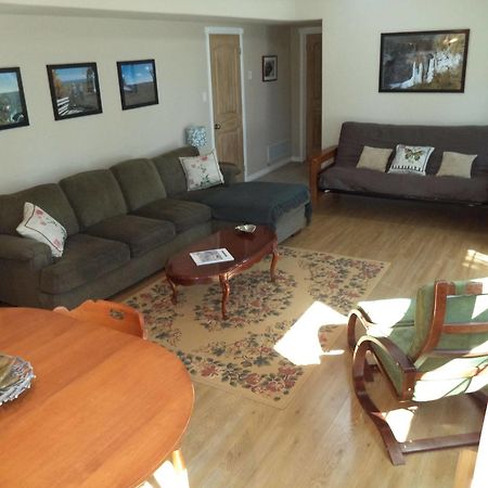 The Treehouse Bed And Breakfast Flesherton Экстерьер фото